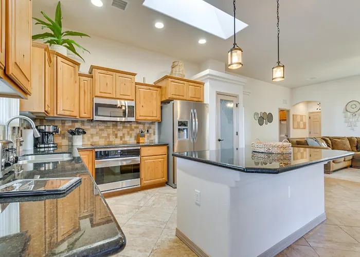 Putting & Mtn View: Havasu Home! Ferienhaus Lake Havasu City